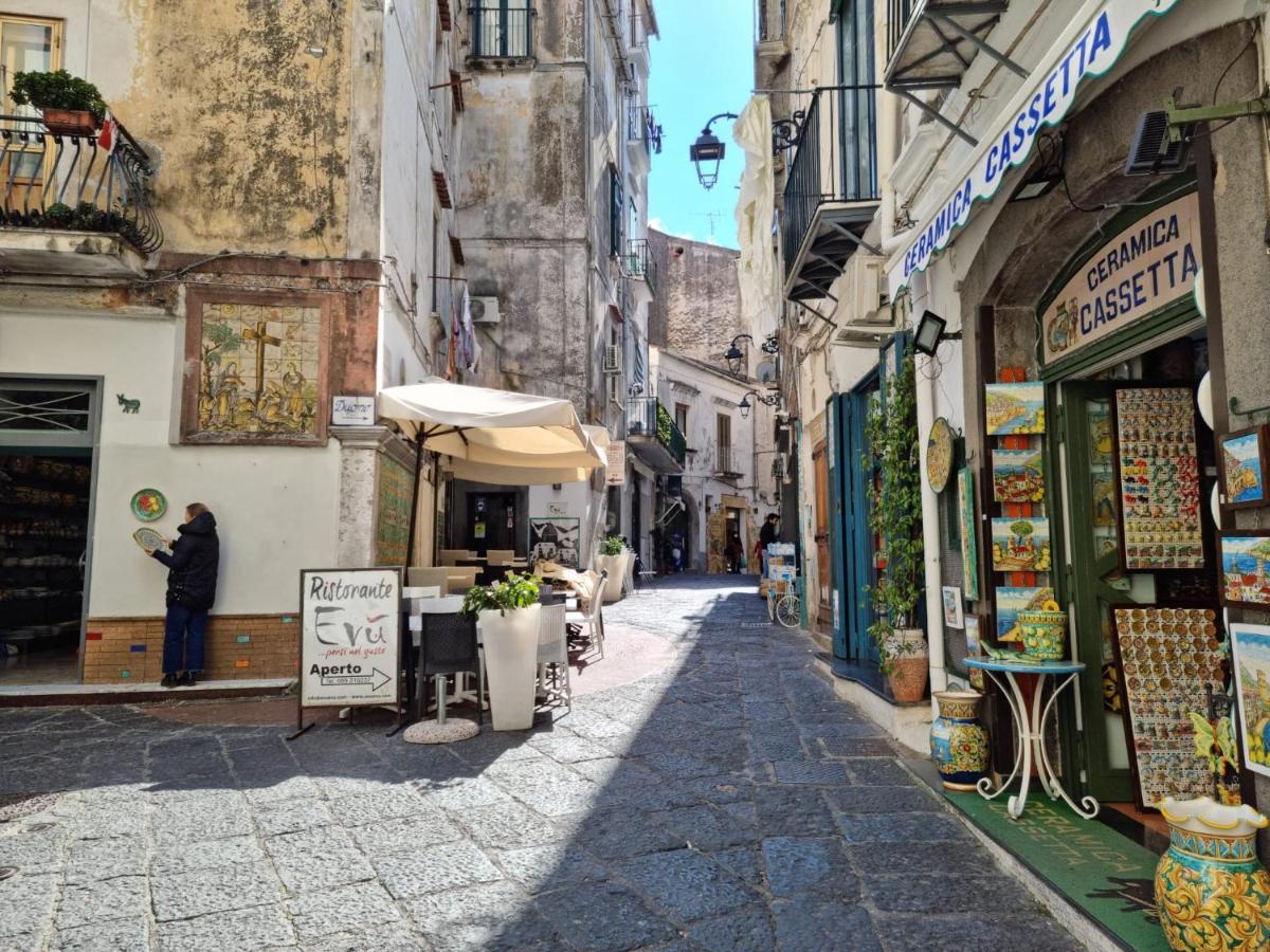 Apartamento La Casa Nel Duomo Vietri Exterior foto